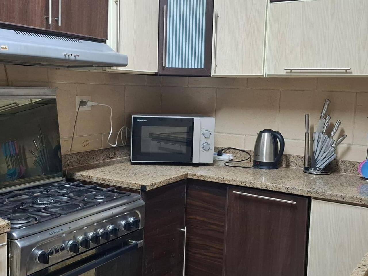 كمبوند سيتي تاورز البوشي Apartment Кайро Екстериор снимка